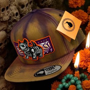 Gorra Xoloitzcuintle Compañero en Vida y Muerte Tie-Dye Edición Limitada