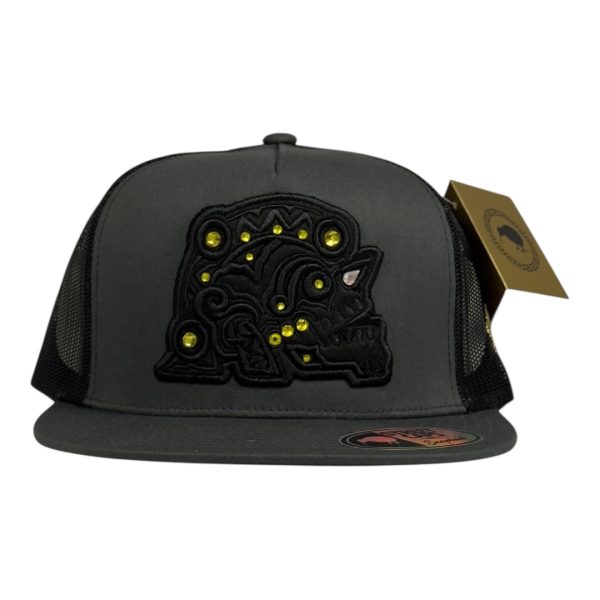 Gorra Cráneo De Obsidiana con Hotfix Colaboraciones Artísticas - Image 4