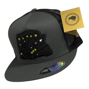 Gorra Cráneo De Obsidiana con Hotfix Colaboraciones Artísticas